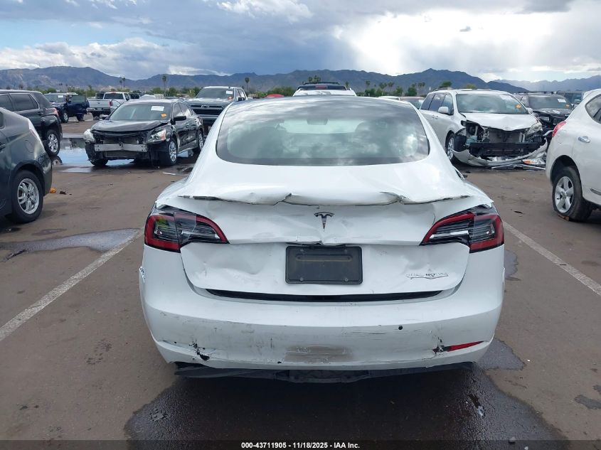 2019 Tesla Model 3 Long Range/Performance VIN: 5YJ3E1EB1KF486952 Lot: 43711905