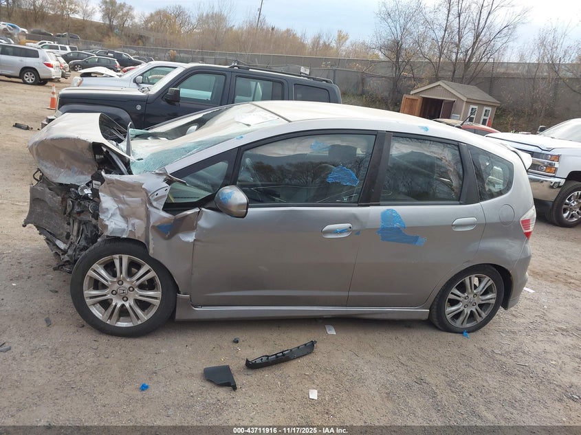 2009 Honda Fit Sport VIN: JHMGE88419S042649 Lot: 43711916