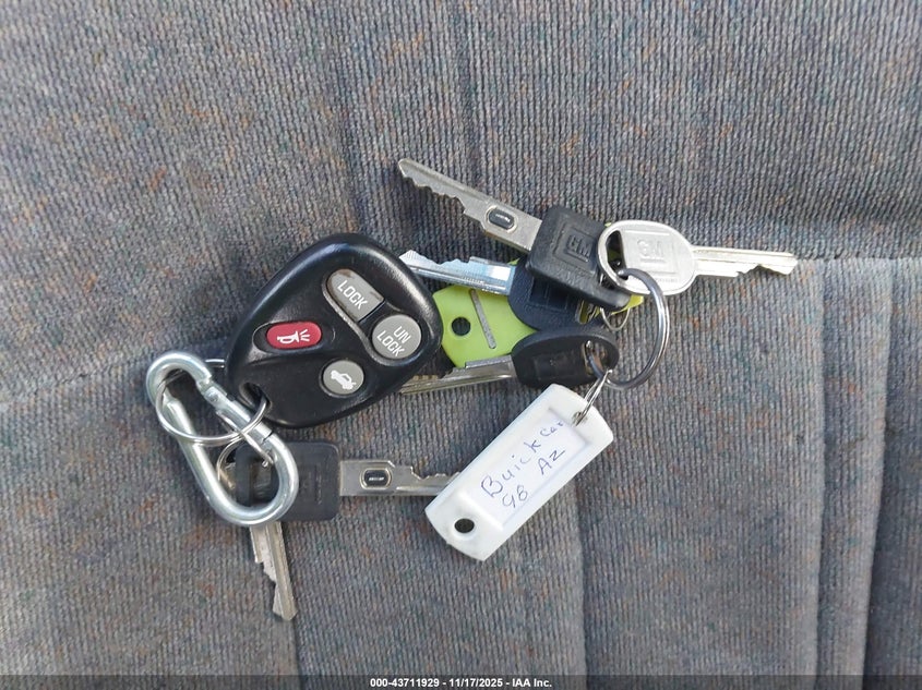 1998 Buick Lesabre Custom VIN: 1G4HP52K3WH477912 Lot: 43711929