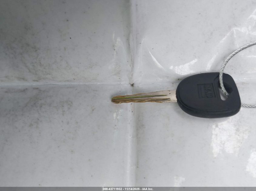 2005 Chevrolet Express VIN: 1GCGG25V551266643 Lot: 43711932