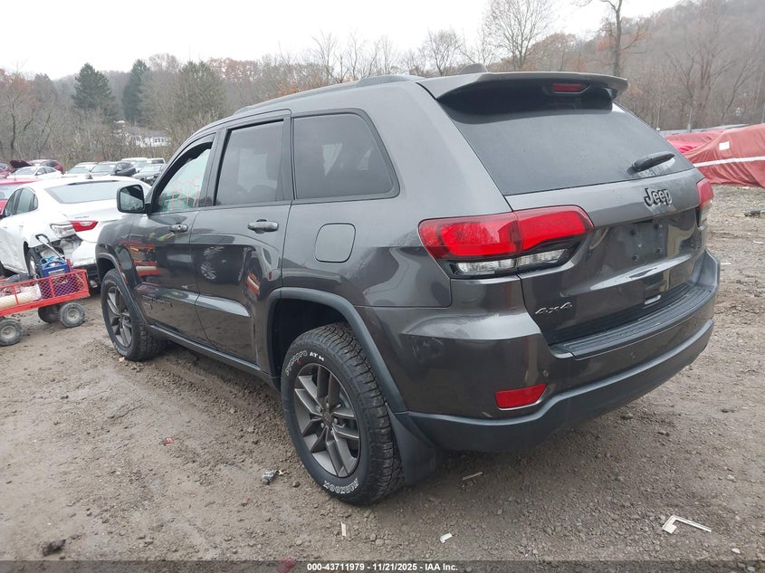 1C4RJFAG9GC462536 2016 JEEP GRAND CHEROKEE photo no. 3