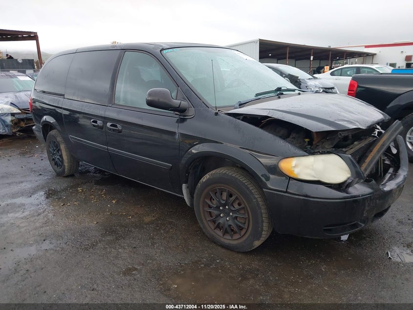 2006 CHRYSLER TOWN & COUNTRY