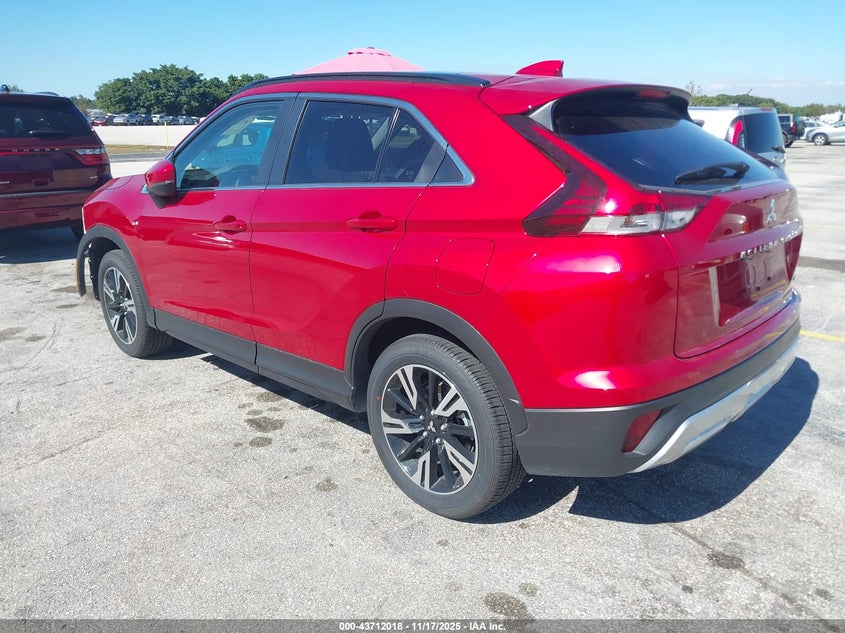 JA4ATWAAXSZ011313 2025 MITSUBISHI ECLIPSE CROSS photo no. 3
