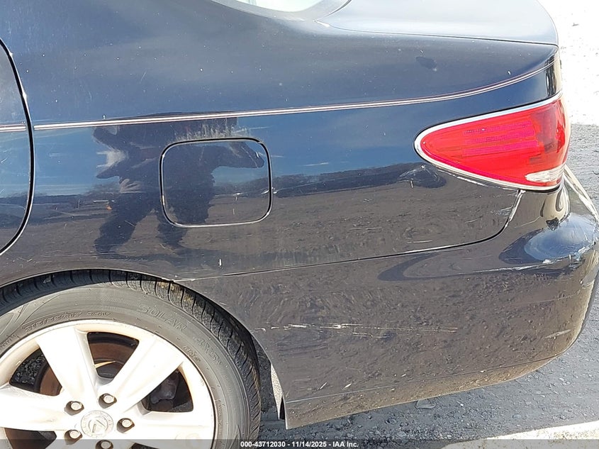 2005 Lexus Es 330 VIN: JTHBA30G055076590 Lot: 43712030