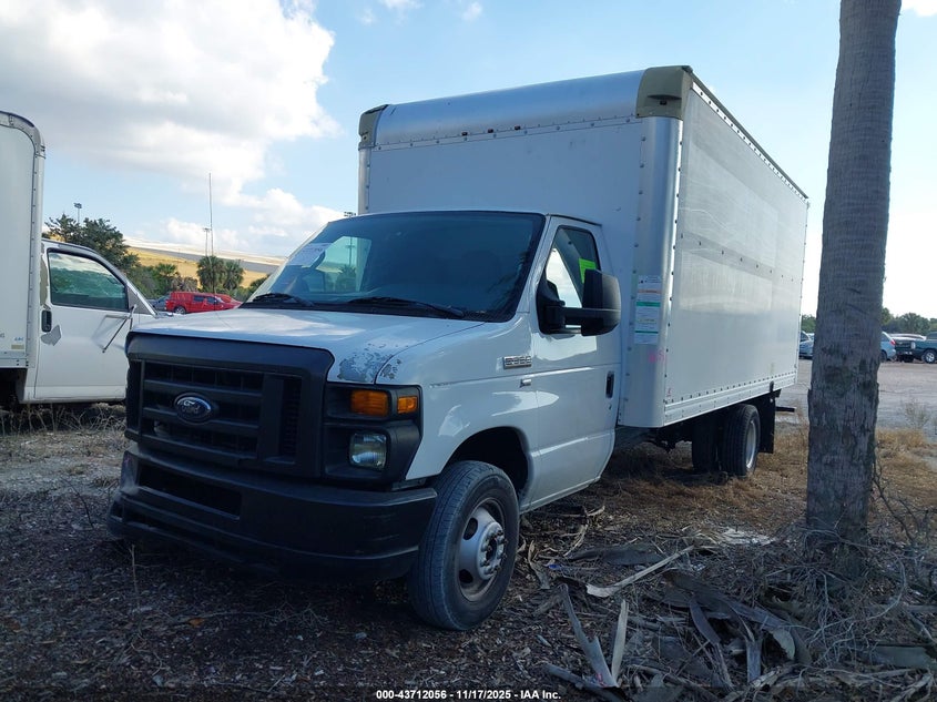 1FDWE3FL1CDA51031 2012 FORD ECONOLINE photo no. 2