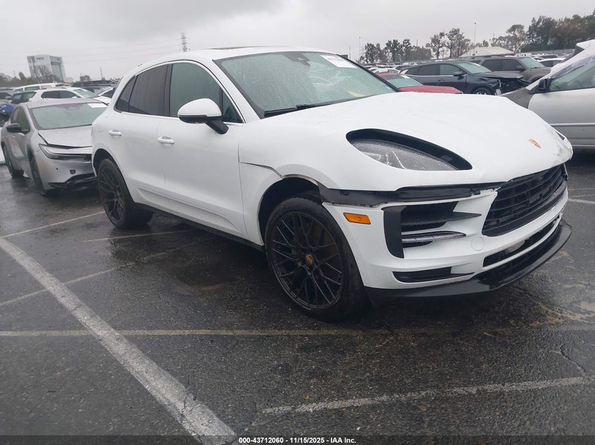 PORSCHE MACAN S