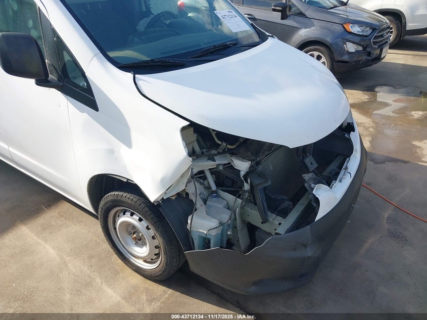 2017 Nissan Nv200 S VIN: 3N6CM0KN6HK695208 Lot: 43712134