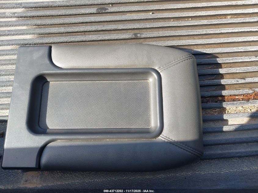 2003 GMC Sierra 1500 Sle VIN: 1GTEC19V53E217214 Lot: 43712202