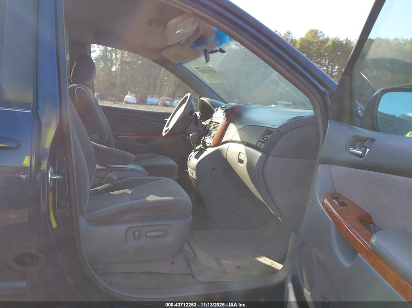 5TDZK22C87S012666 2007 TOYOTA SIENNA photo no. 5