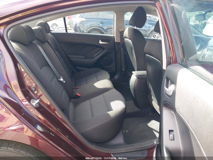 2018 Kia Forte Lx VIN: 3KPFK4A7XJE254931 Lot: 43712315