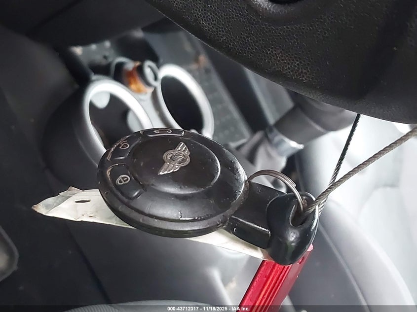 2008 Mini Cooper S VIN: WMWMF73568TV32361 Lot: 43712317