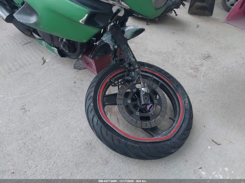 1999 Kawasaki Ex500 D VIN: JKAEXVD11XA048560 Lot: 43712459