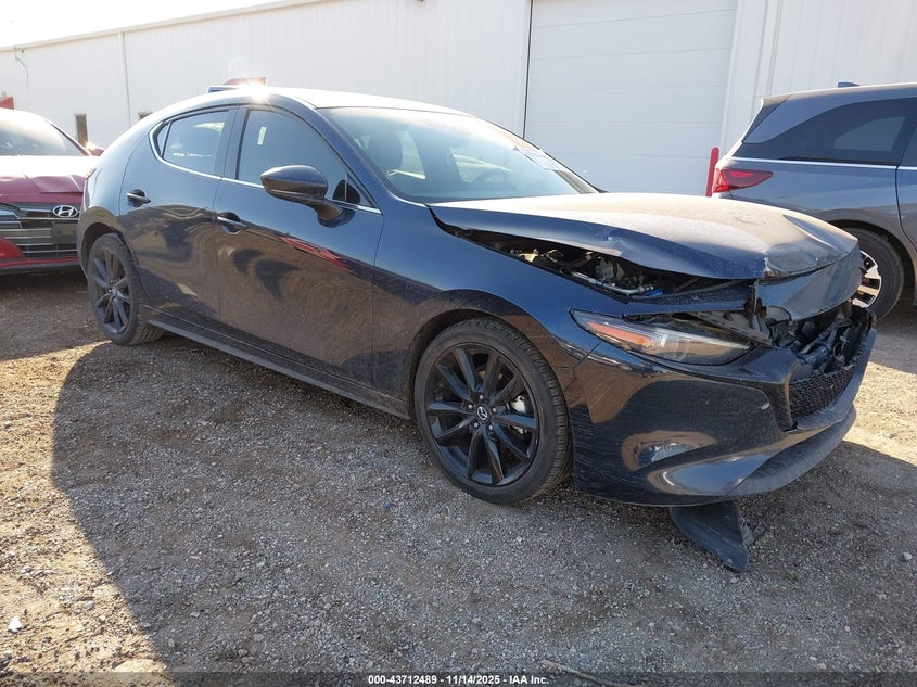 MAZDA 3 PREMIUM PACKAGE