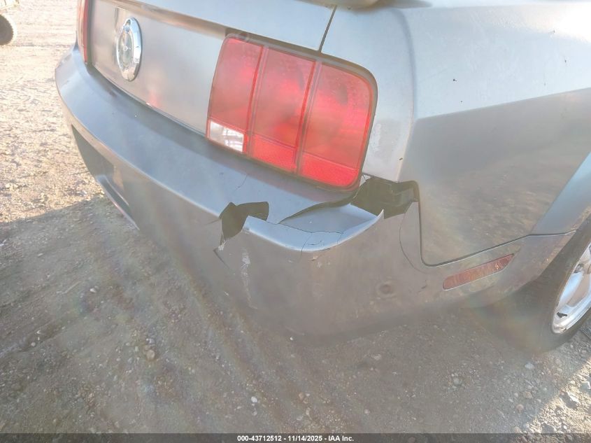 2007 Ford Mustang V6 Deluxe/V6 Premium VIN: 1ZVFT80NX75284453 Lot: 43712512