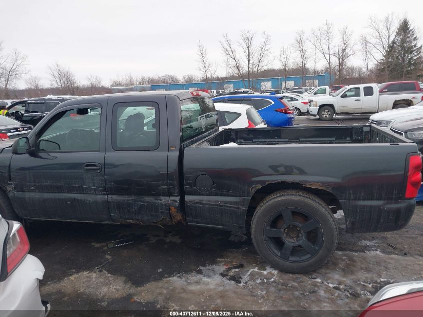 2005 Chevrolet Silverado 1500 Work Truck VIN: 2GCEC19T851277796 Lot: 43712611