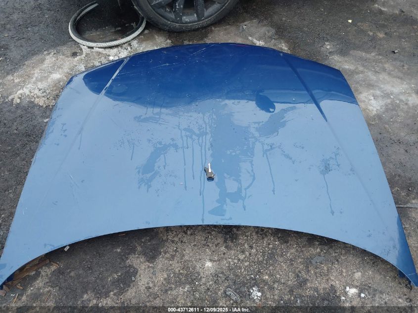 2005 Chevrolet Silverado 1500 Work Truck VIN: 2GCEC19T851277796 Lot: 43712611