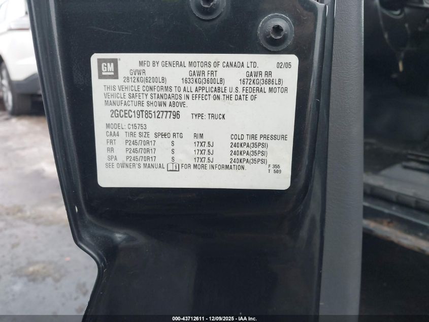 2005 Chevrolet Silverado 1500 Work Truck VIN: 2GCEC19T851277796 Lot: 43712611