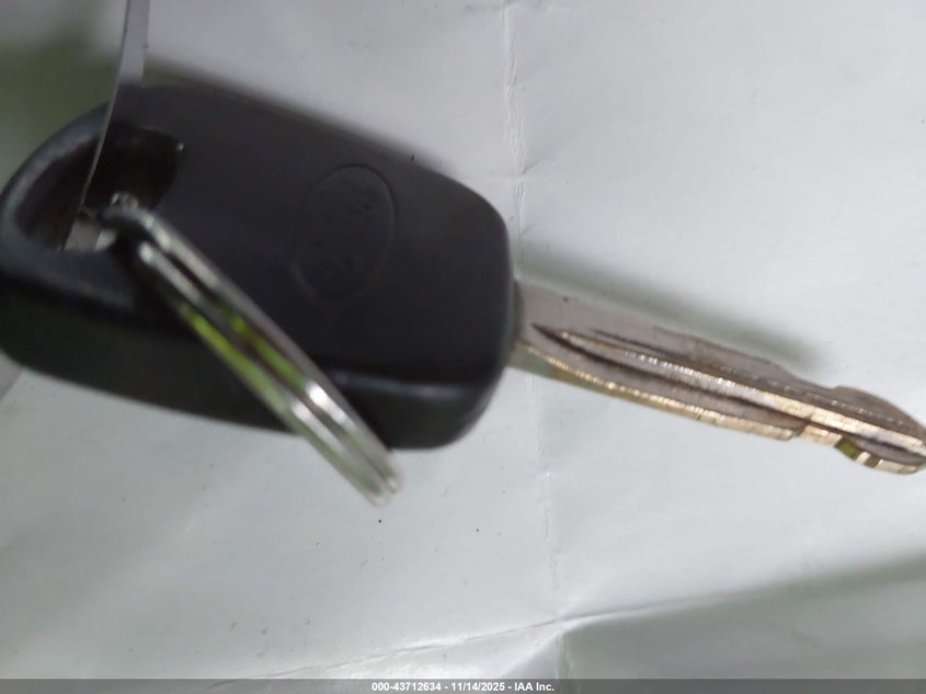 3FAFP31N35R104450 2005 FORD FOCUS photo no. 11