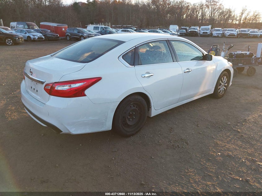 1N4AL3AP8HN339554 2017 NISSAN ALTIMA photo no. 4