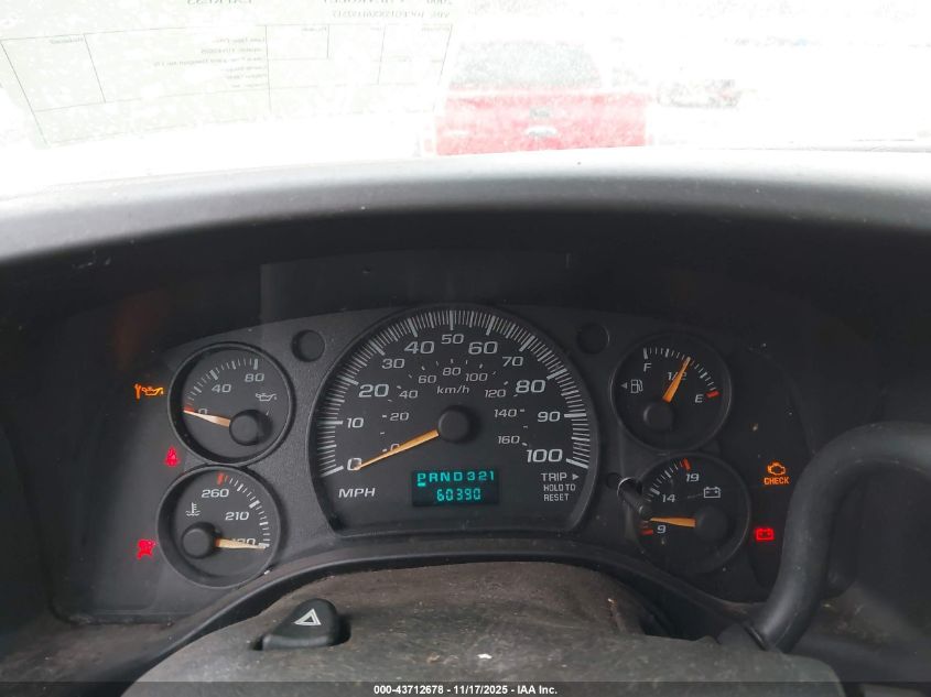 2006 Chevrolet Express Work Van VIN: 1GCFG15XX61152517 Lot: 43712678