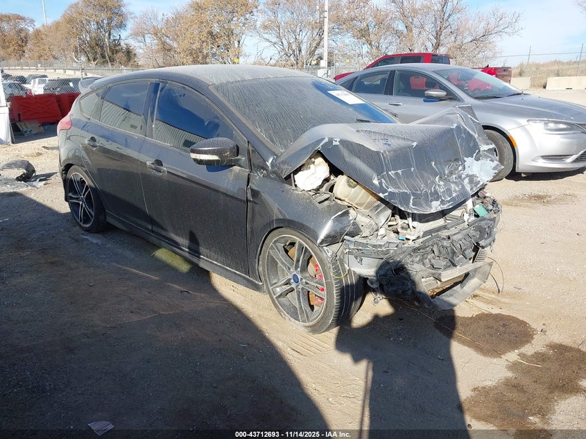 1FADP3L95HL260502 2017 Ford Focus St auction photo 1