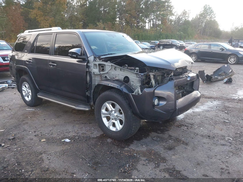 TOYOTA 4RUNNER SR5 PREMIUM