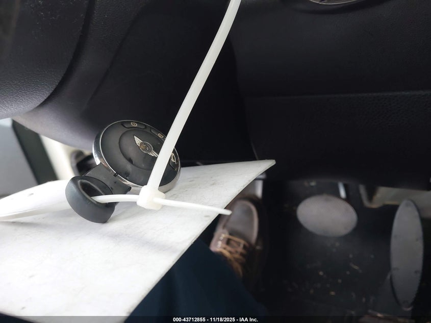 2013 Mini Hardtop Cooper VIN: WMWSU3C59DT692346 Lot: 43712855