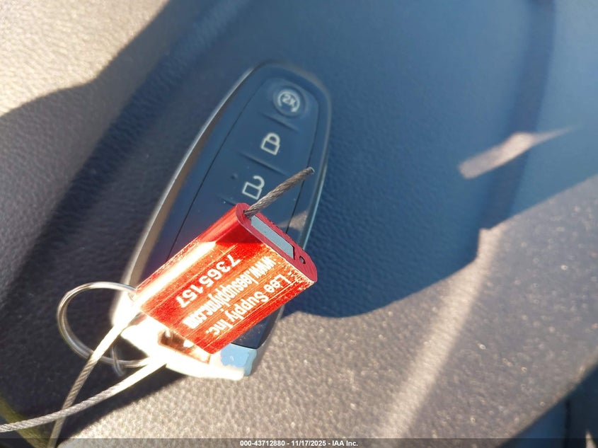 1FMCU9HD5KUB75784 2019 FORD ESCAPE photo no. 11