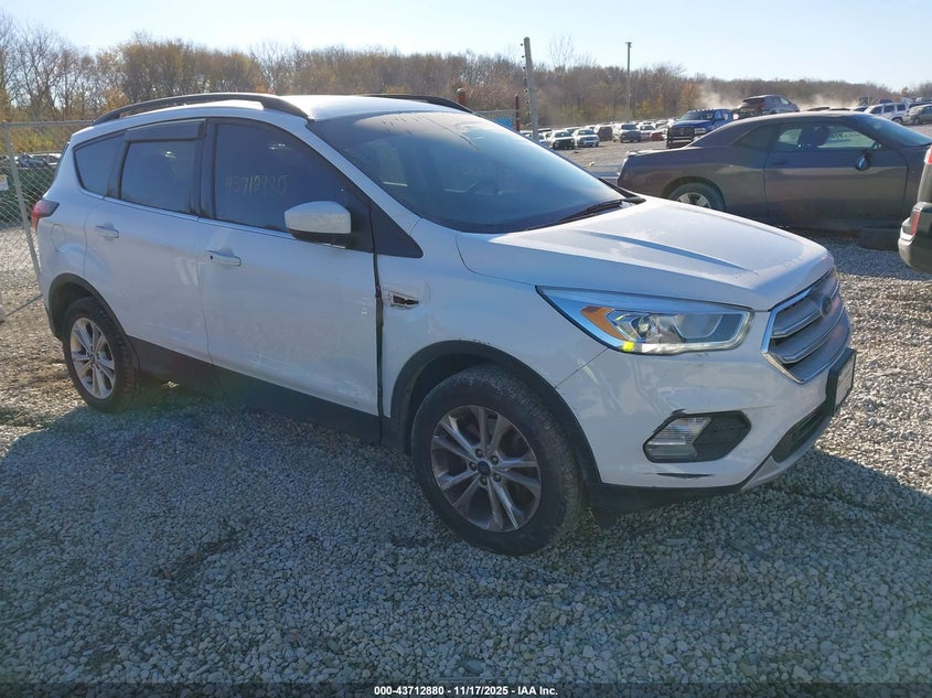 1FMCU9HD5KUB75784 2019 FORD ESCAPE photo no. 9