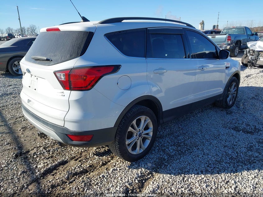 1FMCU9HD5KUB75784 2019 FORD ESCAPE photo no. 4