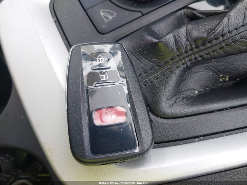 2020 Toyota Rav4 Limited VIN: 2T3N1RFV2LC124654 Lot: 43712904