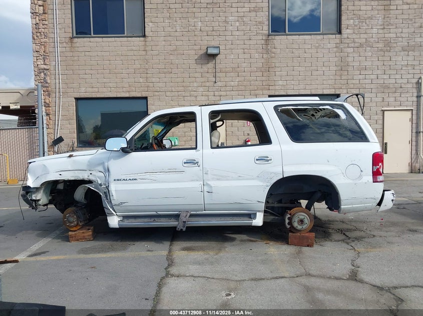 2002 Cadillac Escalade Standard VIN: 1GYEK63N42R109631 Lot: 43712908
