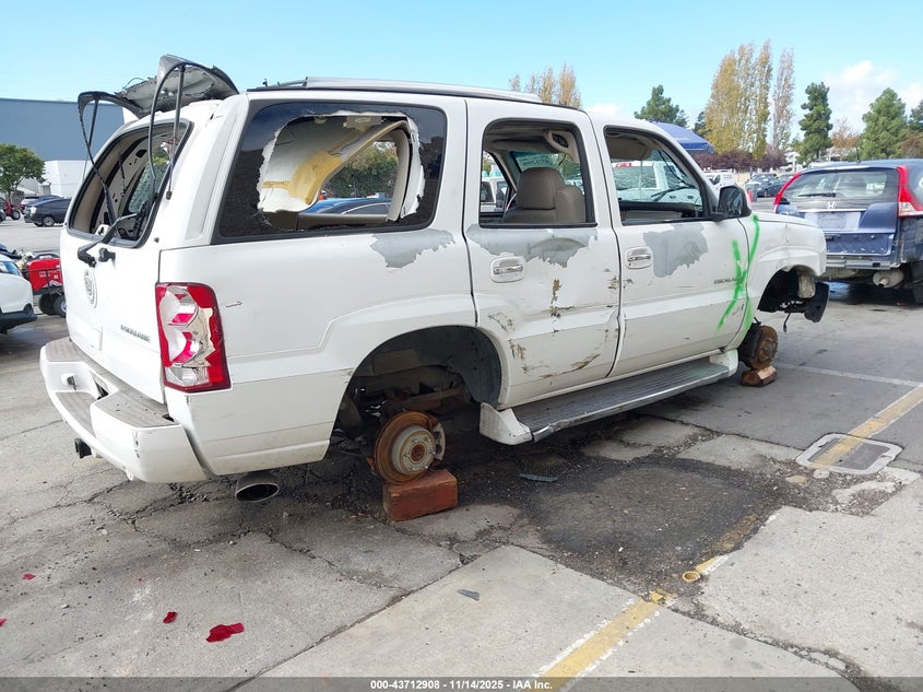 2002 Cadillac Escalade Standard