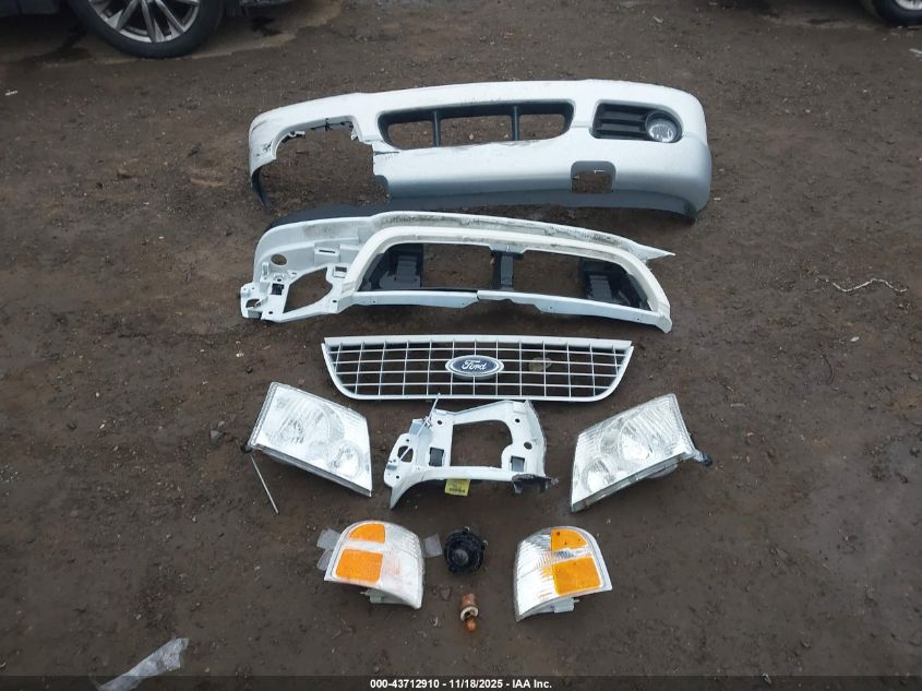 2002 Ford Explorer Limited VIN: 1FMZU75W92ZB97925 Lot: 43712910