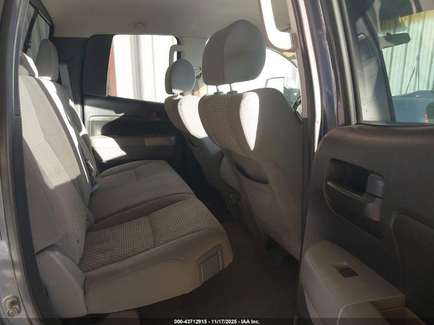 2007 Toyota Tundra Sr5 5.7L V8 VIN: 5TFSV54177X001657 Lot: 43712915