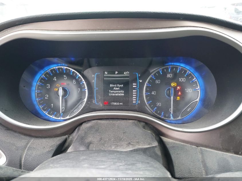 2017 Chrysler Pacifica Touring-L VIN: 2C4RC1BG2HR539980 Lot: 43712924