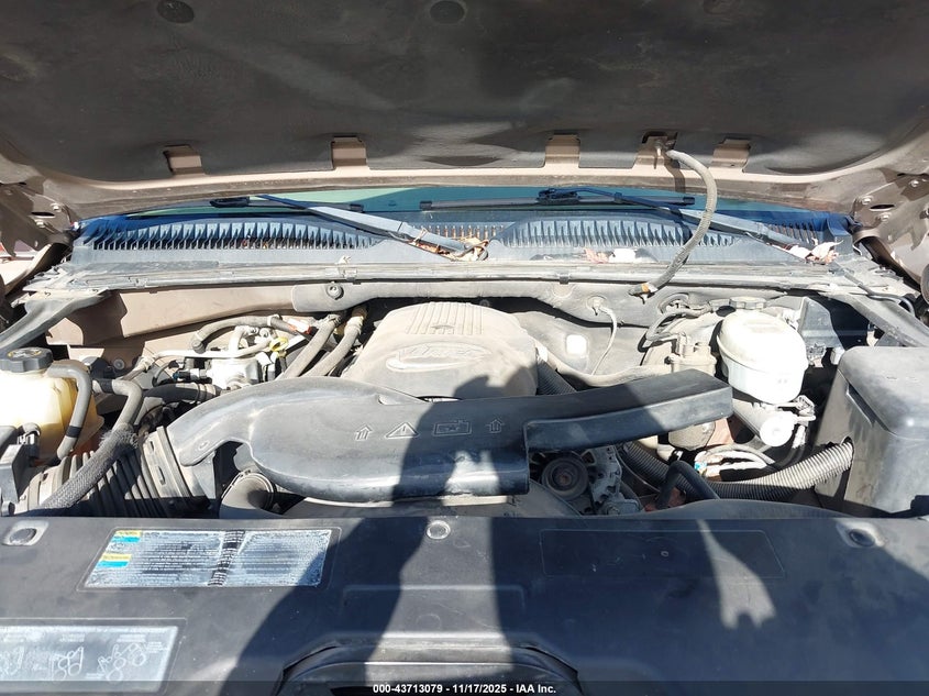 2003 Chevrolet Suburban 1500 Lt VIN: 1GNEC16Z93R159874 Lot: 43713079