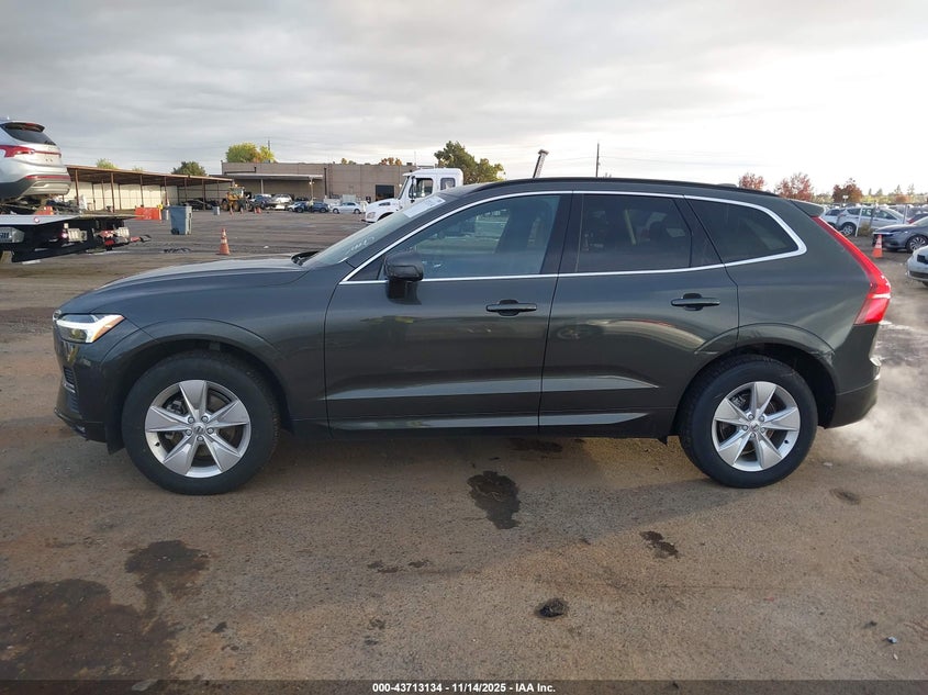 YV4L12RK6N1035585 2022 VOLVO XC60 photo no. 14