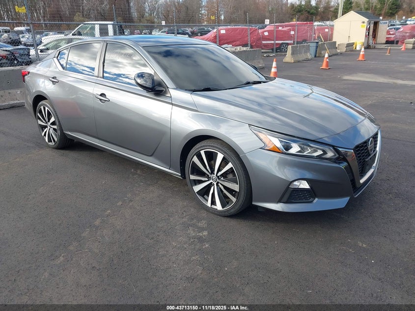 NISSAN ALTIMA SR INTELLIGENT AWD