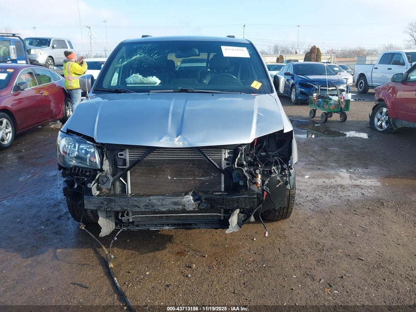 2018 Dodge Grand Caravan Gt VIN: 2C4RDGEG9JR300900 Lot: 43713156