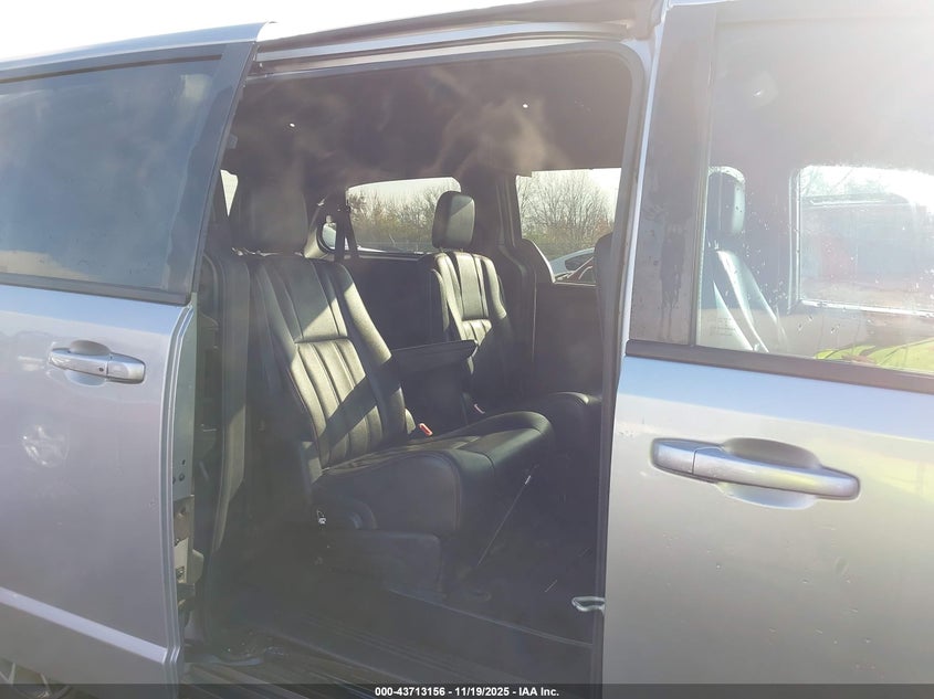 2018 Dodge Grand Caravan Gt VIN: 2C4RDGEG9JR300900 Lot: 43713156