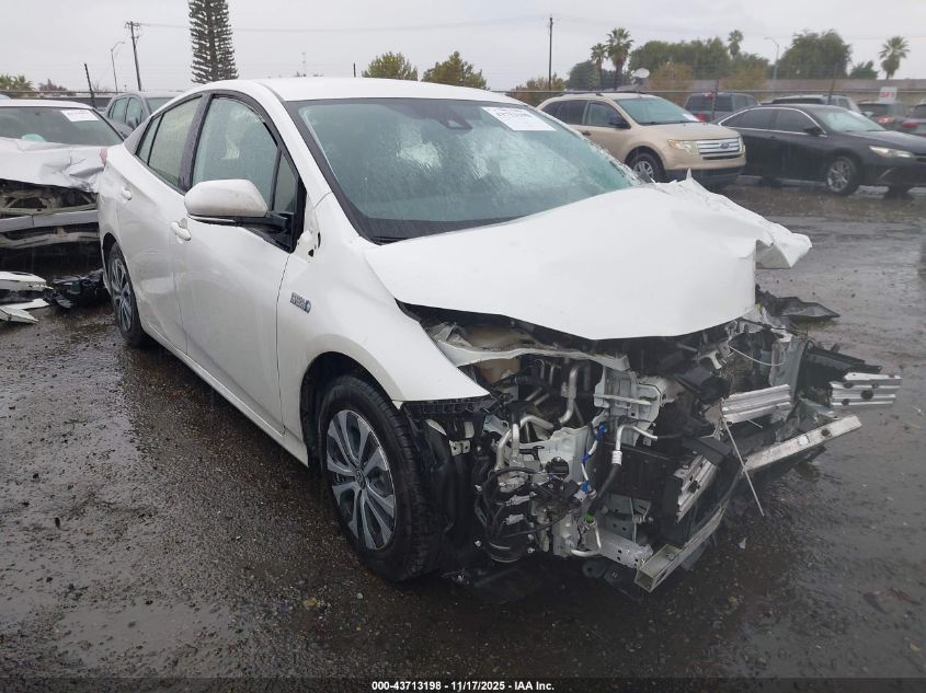 TOYOTA PRIUS PRIME LE