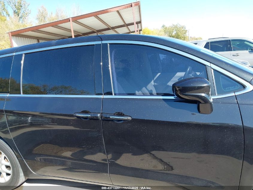 2020 Chrysler Pacifica Touring VIN: 2C4RC1FG9LR237444 Lot: 43713201