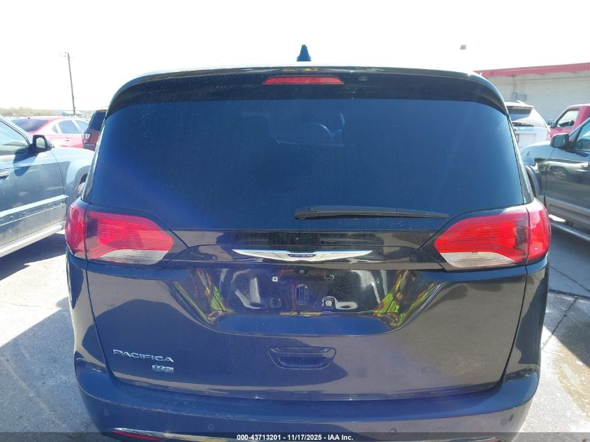 2020 Chrysler Pacifica Touring VIN: 2C4RC1FG9LR237444 Lot: 43713201