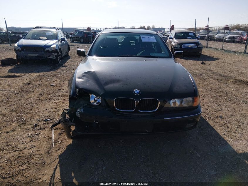 1999 BMW 528Ia VIN: WBADM6340XGU03921 Lot: 43713216