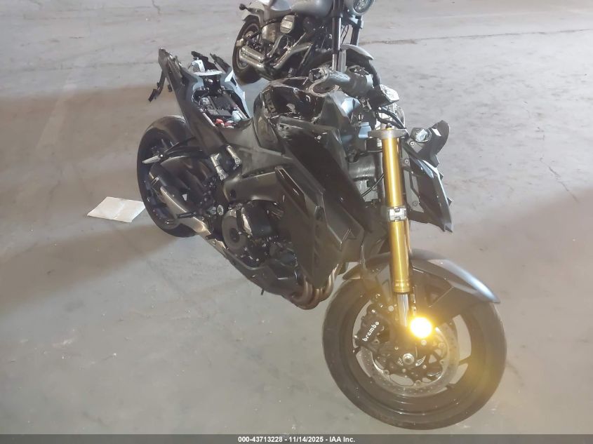 2025 Suzuki GSX-S1000