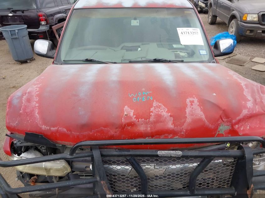 2002 Chevrolet Silverado 1500 Ls VIN: 2GCEC19T821396279 Lot: 43713257