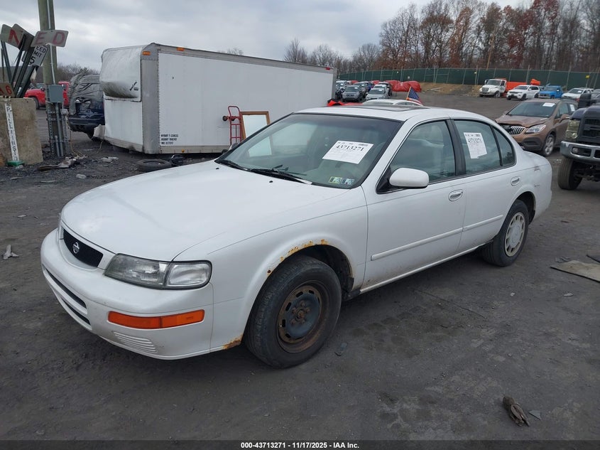 JN1CA21D0TT176916 1996 NISSAN MAXIMA photo no. 2