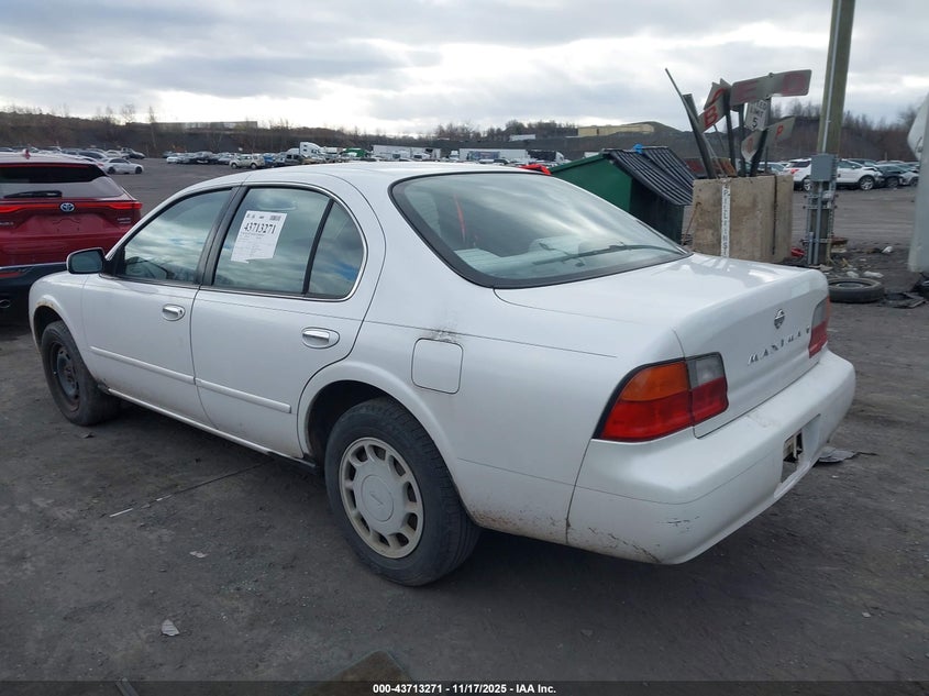 JN1CA21D0TT176916 1996 NISSAN MAXIMA photo no. 3