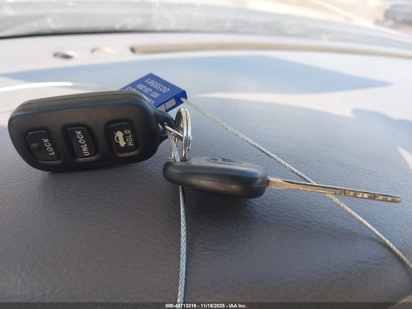 2004 Toyota Camry Xle VIN: 4T1BE32K44U921397 Lot: 43713316